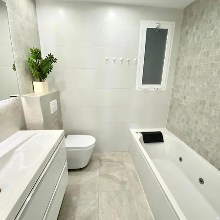 Appartement Modern In The Centre Of Marbella, Close To The Marbella